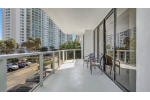 20281 E Country Club Dr APT M6, Aventura, FL 33180, - MLS#A11723274