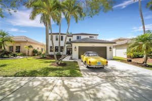 1466 Meadows Blvd, Weston, FL 33327, Sold 04/28/25