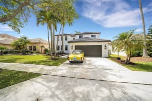 1466 Meadows Blvd, Weston, FL 33327, Sold 04/28/25