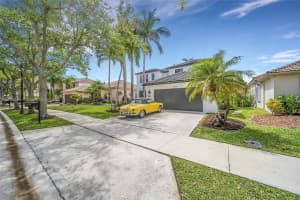 1466 Meadows Blvd, Weston, FL 33327, Sold 04/28/25