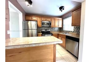 8500 Sunrise Lakes Blvd 303, Sunrise