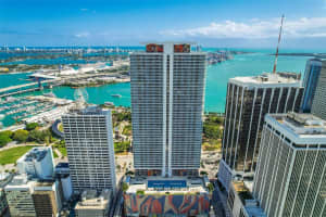 50 Biscayne Blvd 4208, Miami