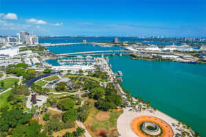 50 Biscayne Boulevard, Miami, FL 33132 - MLS#A11723326