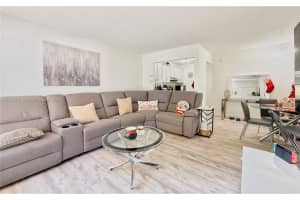 2610 W 67th Pl, Hialeah, FL 33016, Sold 03/20/25