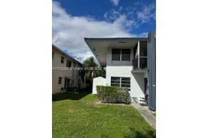 5325 Hollywood Blvd, Hollywood, FL 33021, Sold 05/09/25