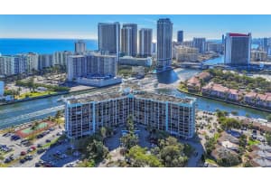 200 Leslie Dr, Hallandale Beach, FL 33009, Sold 04/28/25