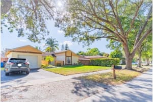 5860 NW 198th Terrace, Hialeah, FL 33015, Sold 03/27/25