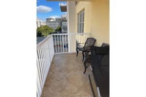 231 174th St, Sunny Isles Beach, FL 33160, Sold 05/30/25