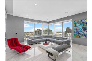 1425 Brickell Ave, Miami, FL 33131, - MLS#A11723731