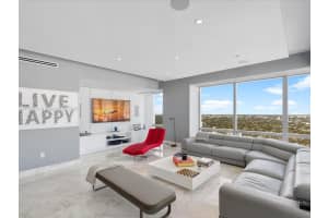 1425 Brickell Ave, Miami, FL 33131, - MLS#A11723731
