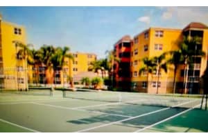 8290 Lake Dr 235 Doral, FL 33166 - MLS#A11723732