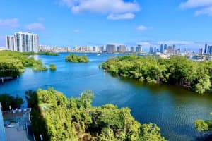 16385 Biscayne Blvd 718, North Miami Beach