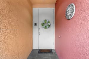 7117 Ballantrae Ct, Miami Lakes, FL 33014, Sold 03/27/25