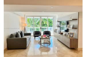 21055 Yacht Club Dr 510, Aventura