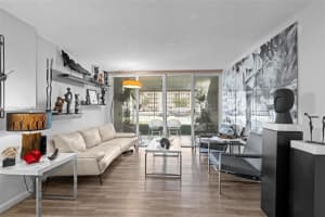 860 NW 87th Ave, Miami, FL 33172, Sold 07/07/25
