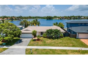8141 SW 203rd St, Cutler Bay, FL 33189, Sold 04/24/25