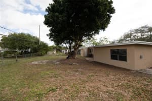 1643 NW 14th Ct, Fort Lauderdale, FL 33311, Sold 04/30/25