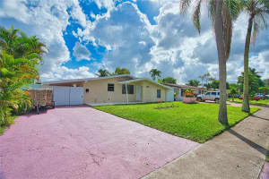 2607 Island Dr, Miramar, FL 33023, Sold 04/28/25
