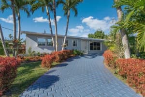 10240 SW 43rd St, Miami, FL 33165, Sold 02/24/25