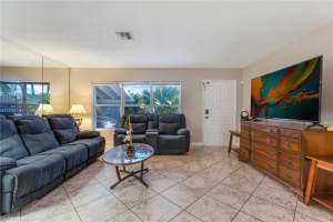 10240 SW 43rd St, Miami, FL 33165, Sold 02/24/25