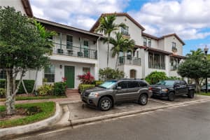 11852 SW 27th St, Miramar, FL 33025, Sold 03/20/25