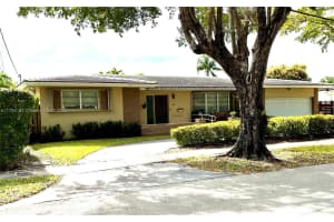 2330 NE 196th St, Miami, FL 33180, Sold 04/25/25