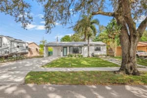 6771 Charleston St, Hollywood, FL 33024, Sold 03/24/25