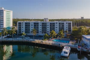 2821 NE 163rd St APT 3I, North Miami Beach, FL 33160, - MLS#A11724256