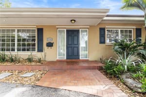 15401 SW 83rd Ave, Palmetto Bay, FL 33157, Sold 05/22/25