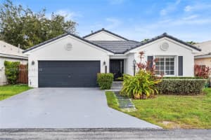 8421 SW 157th Pl, Miami, FL 33193, Sold 06/05/25