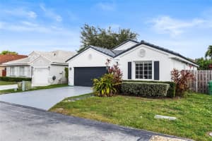 8421 SW 157th Pl, Miami, FL 33193, Sold 06/05/25