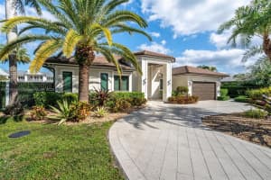2381 Ne 24th St, Lighthouse Point
