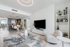 900 Biscayne Blvd, Miami, FL 33132, Sold 02/25/25