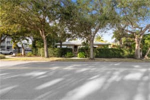 1659 Washington St, Hollywood, FL 33020, Sold 05/05/25