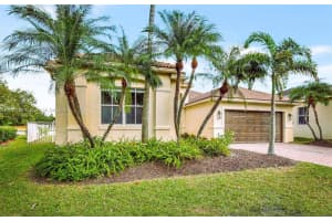 671 Nandina Dr, Weston, FL 33327, Sold 02/28/25