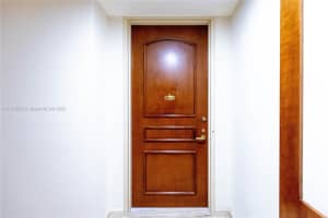 19355 Turnberry Way ph-k, Miami, FL 33180, Sold 06/20/25