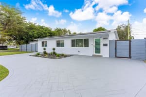 8760 SW 20th St, Miami, FL 33165, Sold 04/25/25