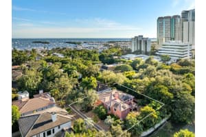 3210 Treasure Trove Ln, Miami