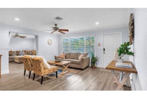 1050 NE 24th St, Pompano Beach, FL 33064, Sold 04/04/25