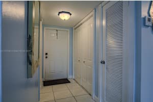 8130 Sunrise Lakes Blvd, Sunrise, FL 33322, Sold 03/14/25