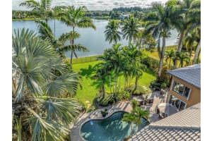 2900 W Lake Vista Cir, Davie, FL 33328, Sold 07/11/25