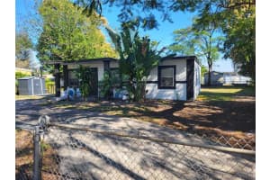 15925 W Bunche Park Dr, Opa-locka, FL 33054, Sold 04/23/25