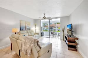 2811 Somerset Dr APT 104, Lauderdale Lakes, FL 33311, - MLS#A11725246