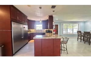 9271 Martinique Dr, Cutler Bay, FL 33189, Sold 03/20/25