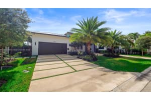 3230 Ne 59th St Fort Lauderdale, FL 33308 - MLS#A11725389