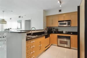 335 Biscayne Blvd, Miami, FL 33132, Sold 06/12/25