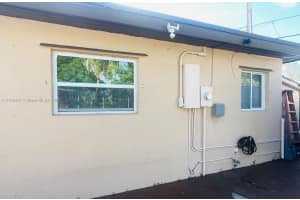 2421 Ne 135th Ln North Miami Beach, FL 33181 - MLS#A11725467