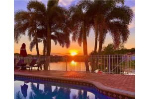 1921 Sw 129th Ter, Miramar
