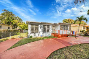 5915 SW 7th St, Miami, FL 33144, Sold 03/12/25