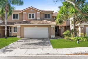 1122 SW 158th Ave, Pembroke Pines, FL 33027, Sold 03/26/25